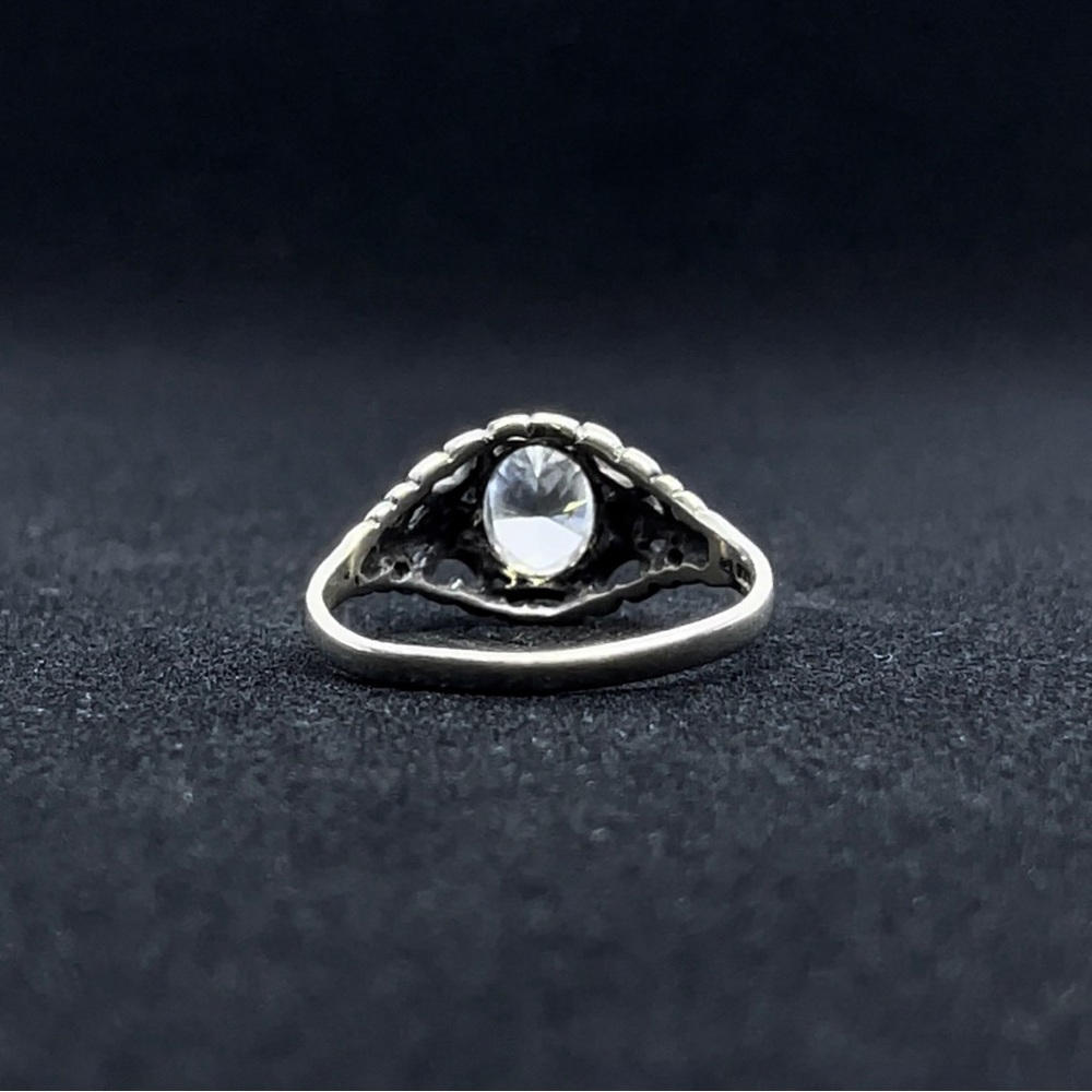 ENGAGEMENT RING - Picture 4 of 4